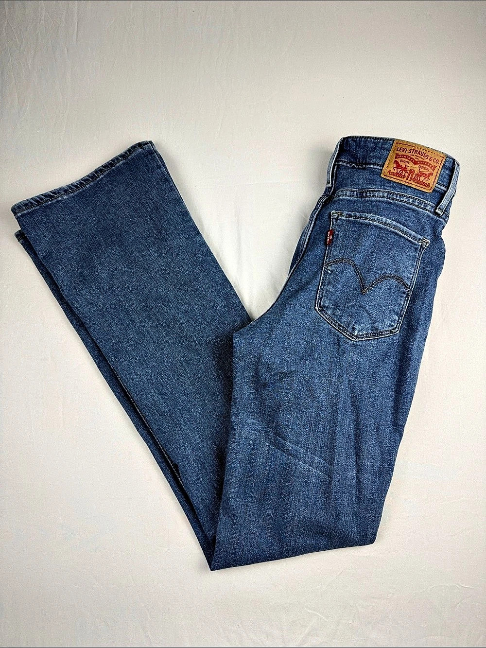 Levi's 725 High Rise Bootcut Jeans Blue Waist 26 Length 32